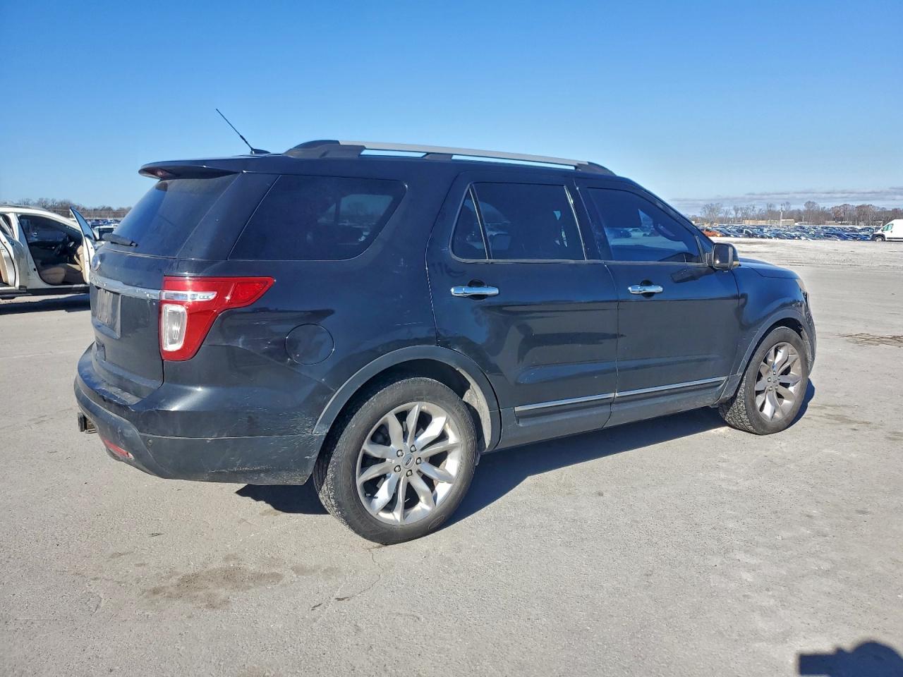 FORD EXPLORER LIMITED