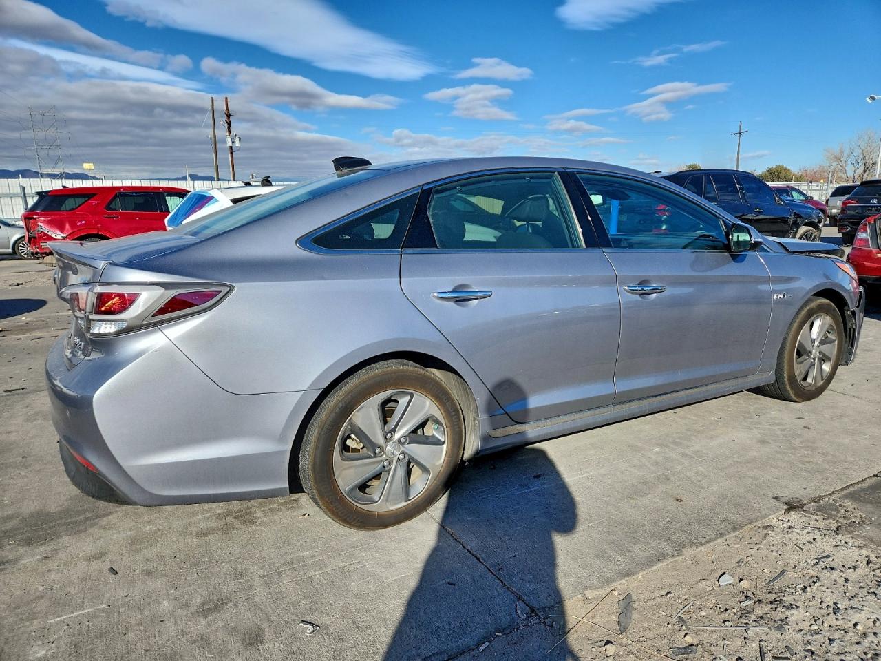 HYUNDAI SONATA HYBRID