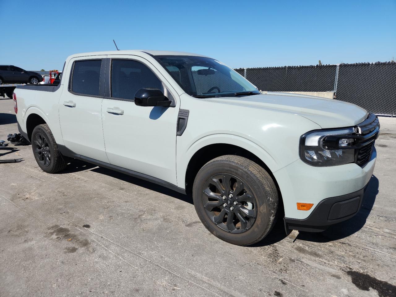 FORD MAVERICK LARIAT