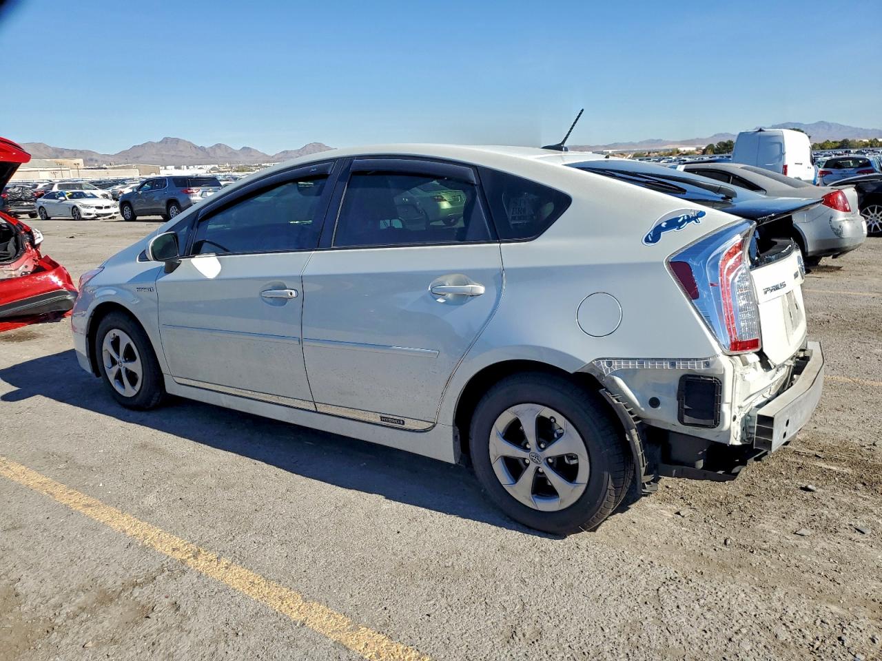 TOYOTA PRIUS