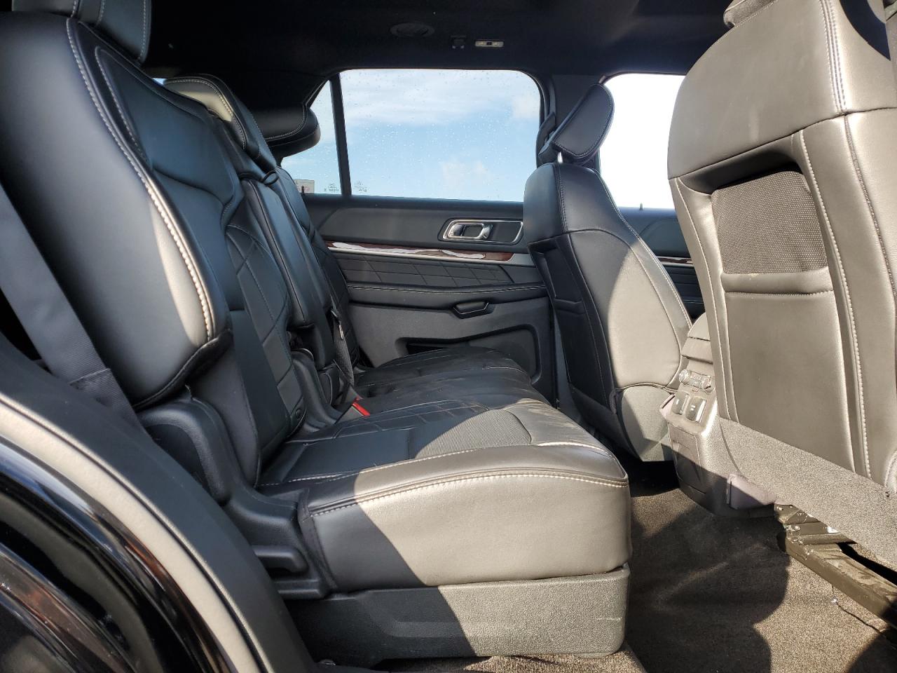 FORD EXPLORER PLATINUM