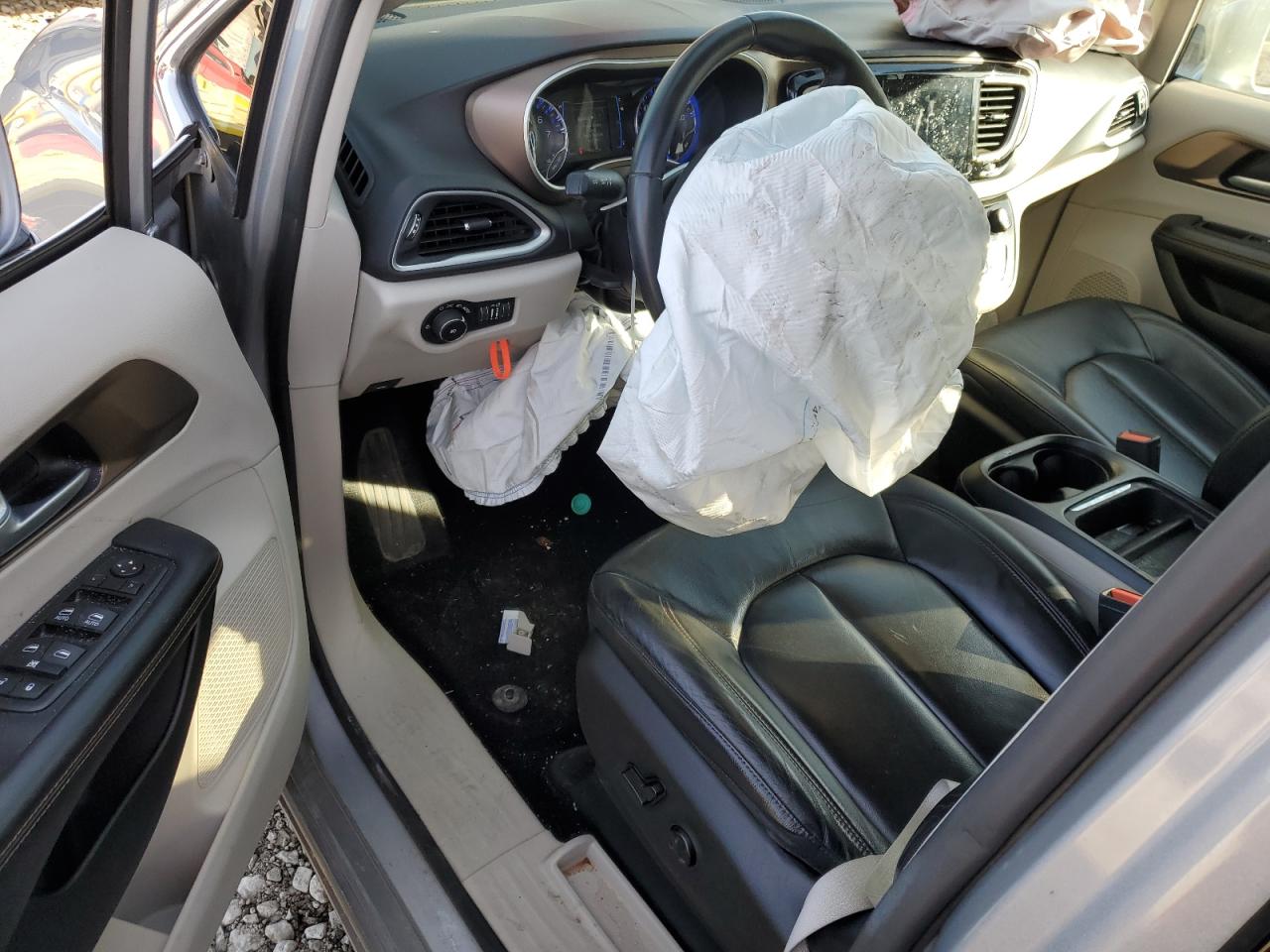 CHRYSLER PACIFICA TOURING L