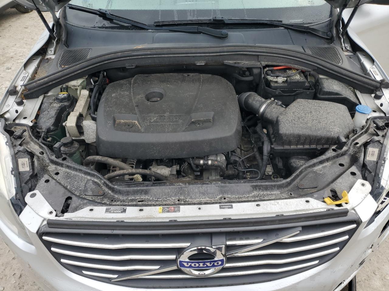 VOLVO XC60 T5 INSCRIPTION