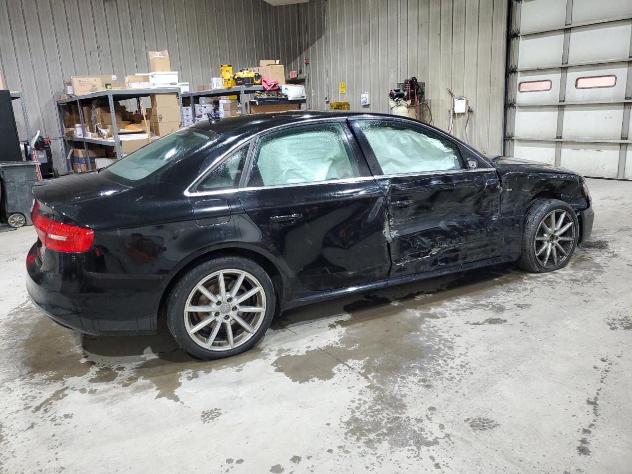 AUDI A4 PREMIUM PLUS S-LINE