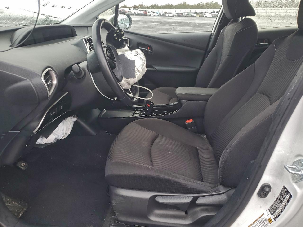 TOYOTA PRIUS PRIME LE