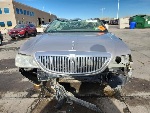 2010 LINCOLN TOWN CAR S #3292740592