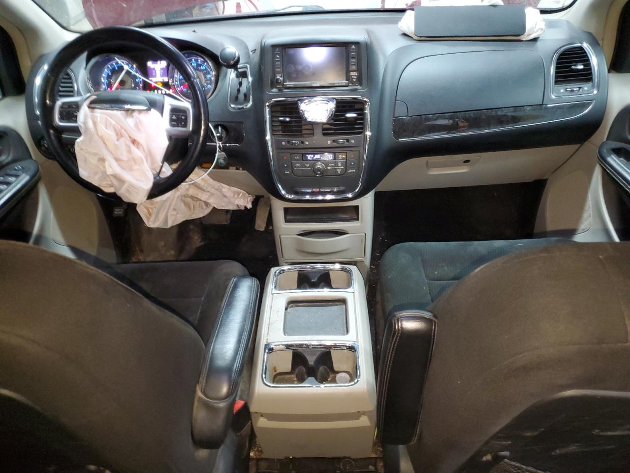 CHRYSLER TOWN & COUNTRY TOURING