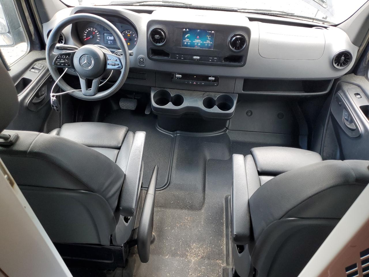 MERCEDES-BENZ SPRINTER 1500