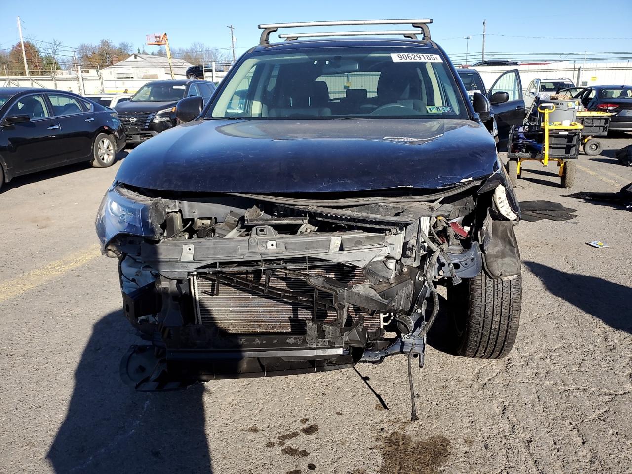 MITSUBISHI OUTLANDER SE