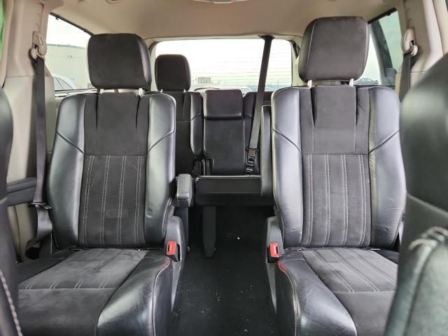 2014 CHRYSLER TOWN & COU - 2C4RC1CG6ER175136