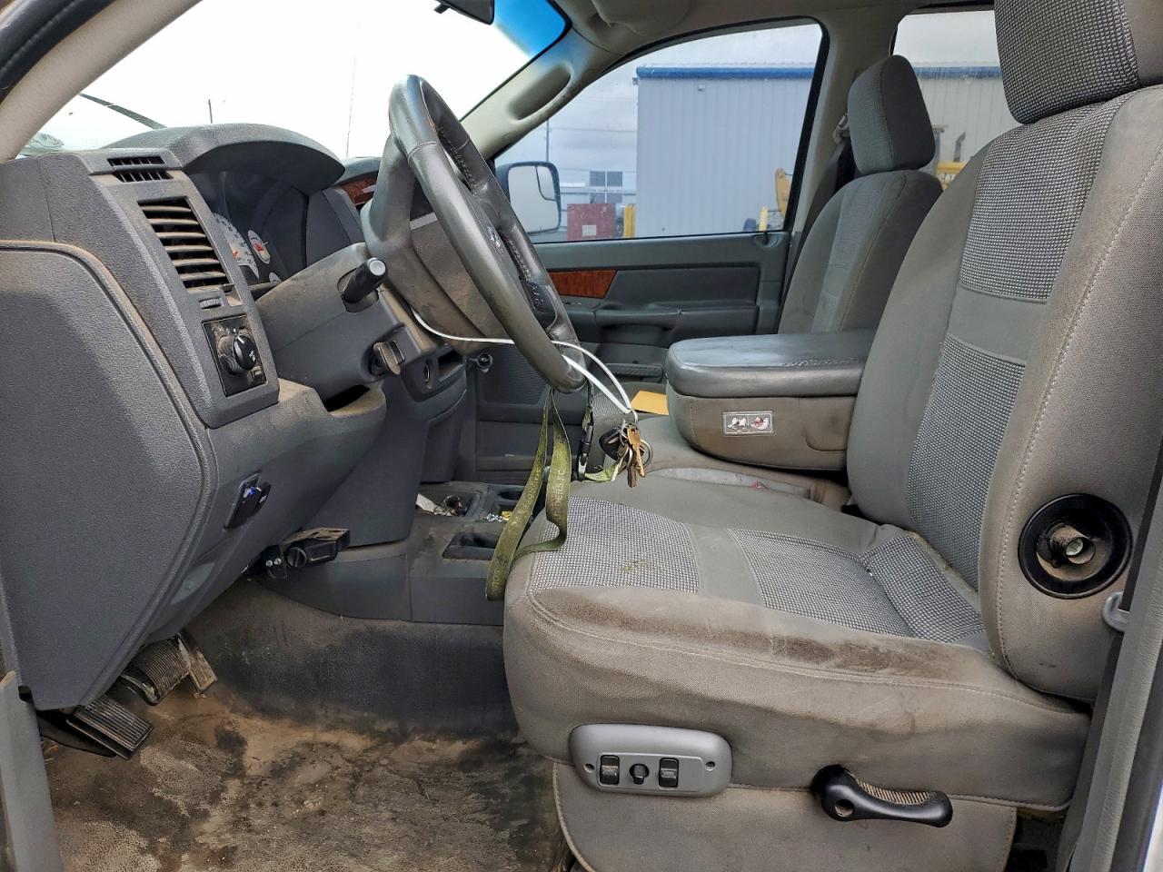 Lot #3316120216 2006 DODGE RAM 2500 S