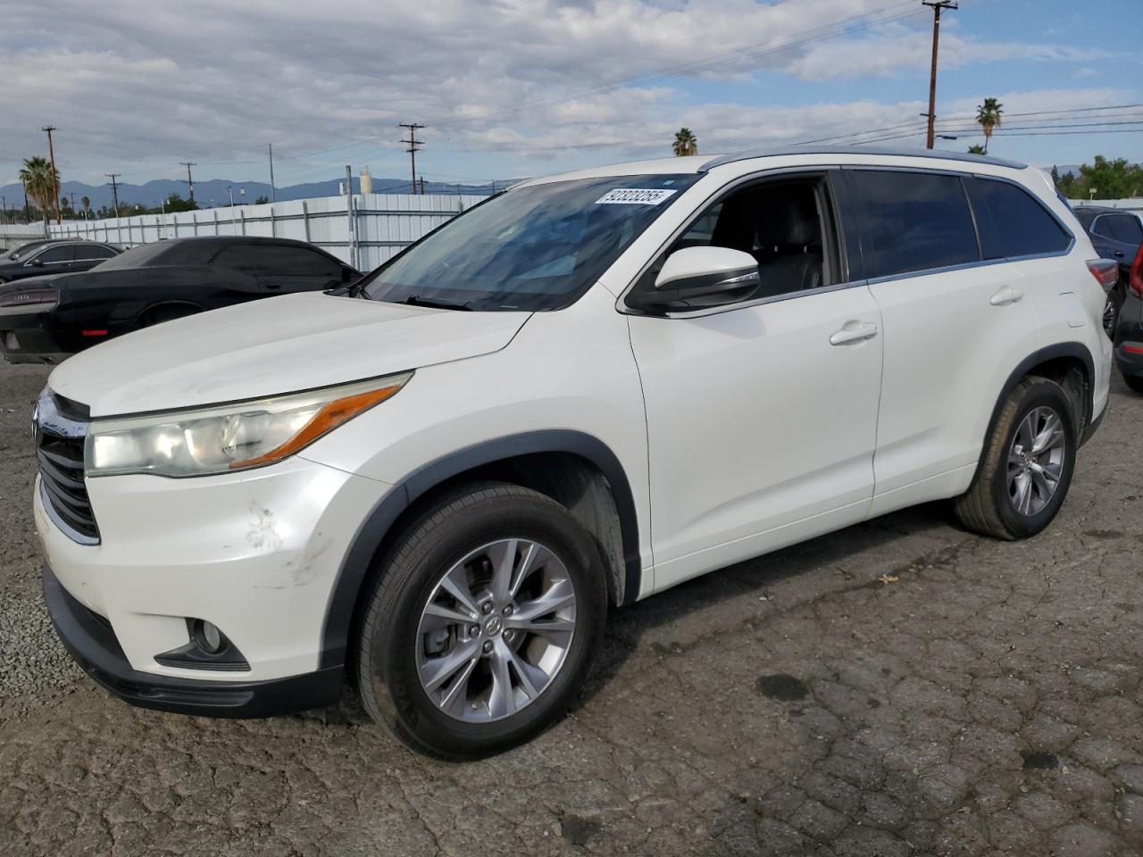 TOYOTA HIGHLANDER XLE