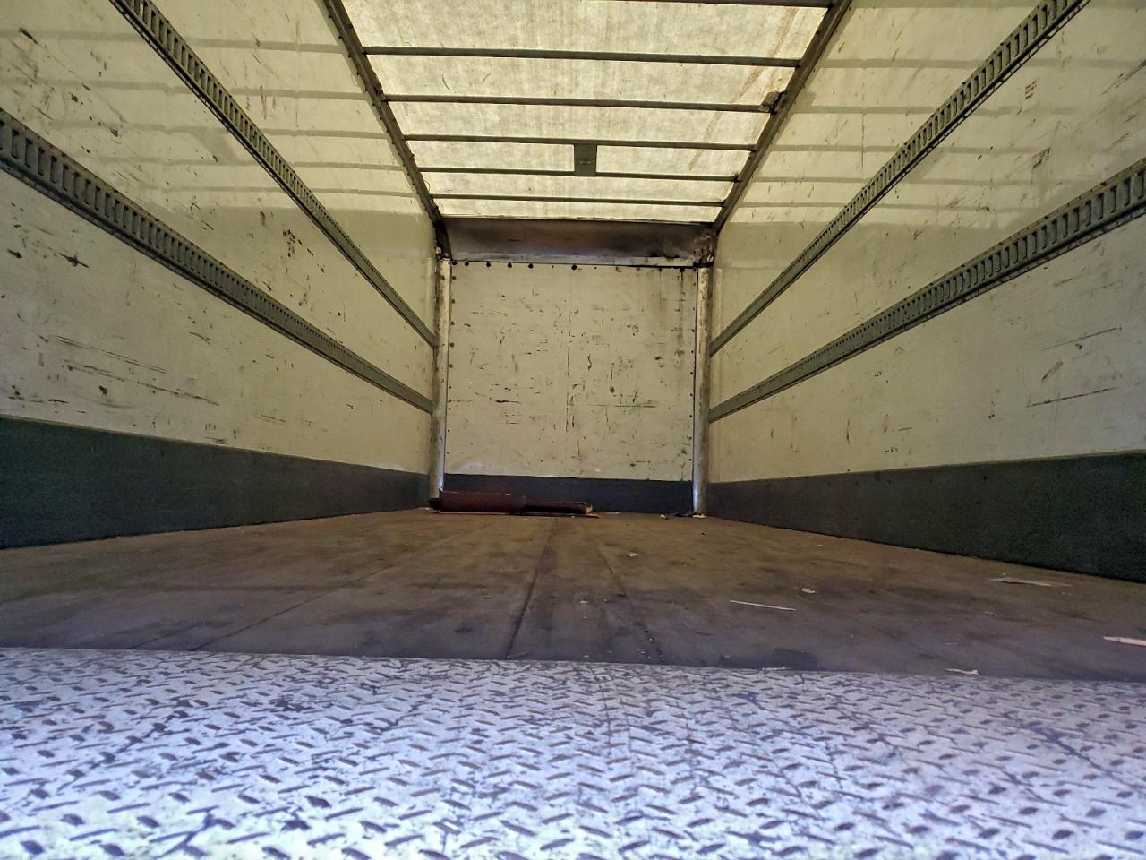 Lot #3297951801 2015 HINO 258/268