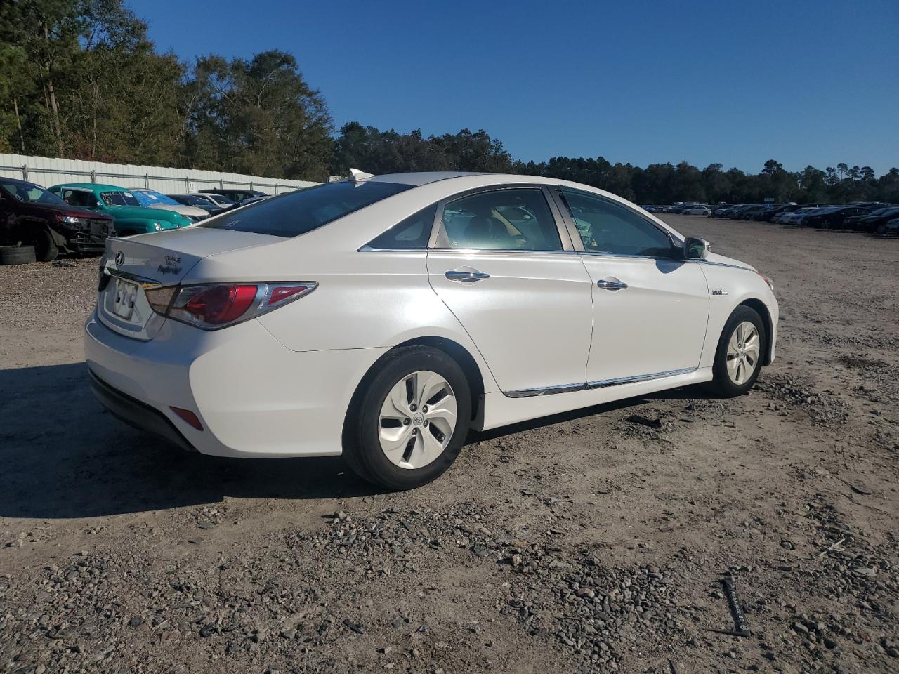 HYUNDAI SONATA HYBRID