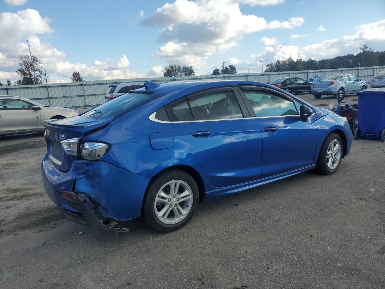 CHEVROLET CRUZE LT