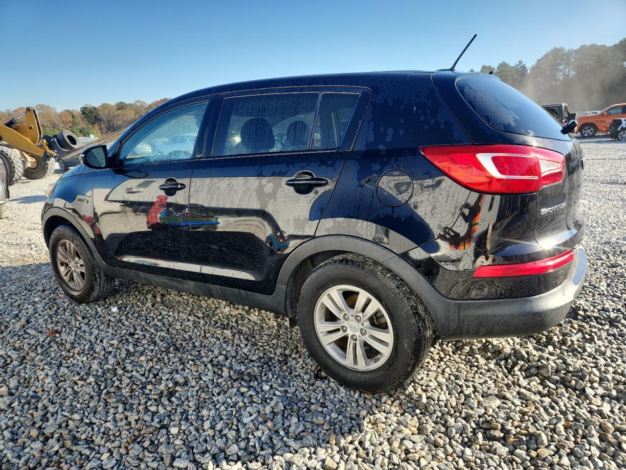 KIA SPORTAGE LX
