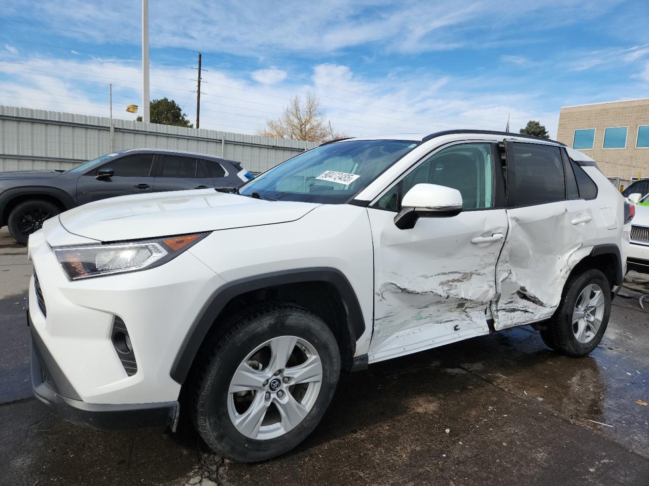 TOYOTA RAV4 XLE