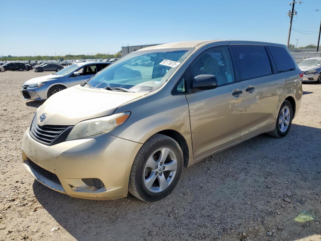 TOYOTA SIENNA