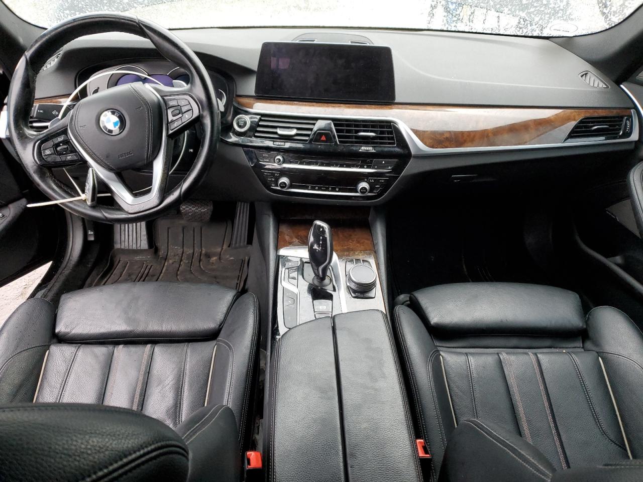 BMW 5 SERIES 530XE