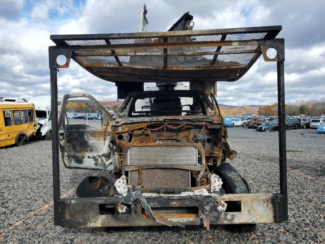 FORD F-750 SUPER DUTY