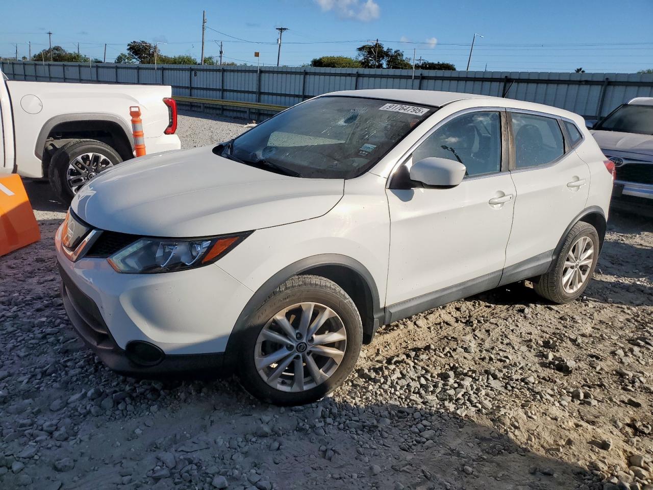 NISSAN ROGUE SPORT S