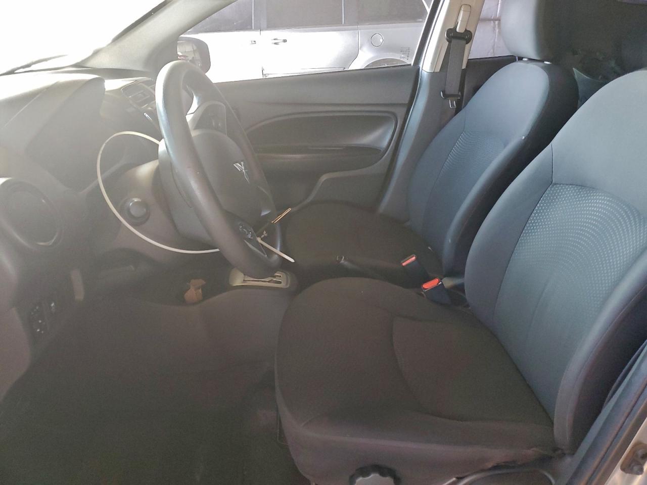 MITSUBISHI MIRAGE G4 ES