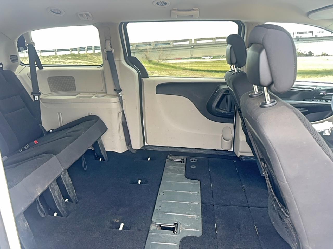 DODGE GRAND CARAVAN SE