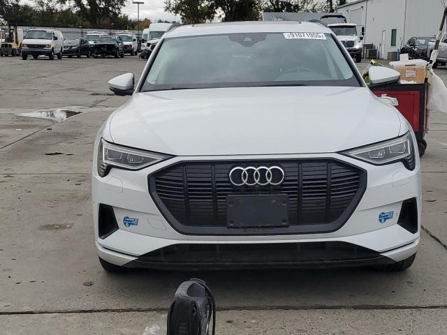 2021 AUDI E-TRON PRE WA1AAAGE2MB010087