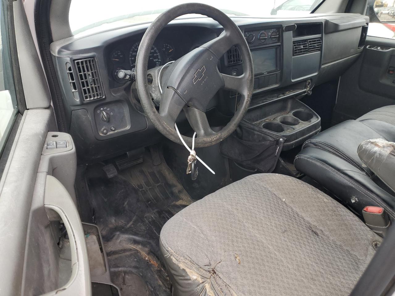Lot #3297153518 2005 CHEVROLET EXPRESS G1
