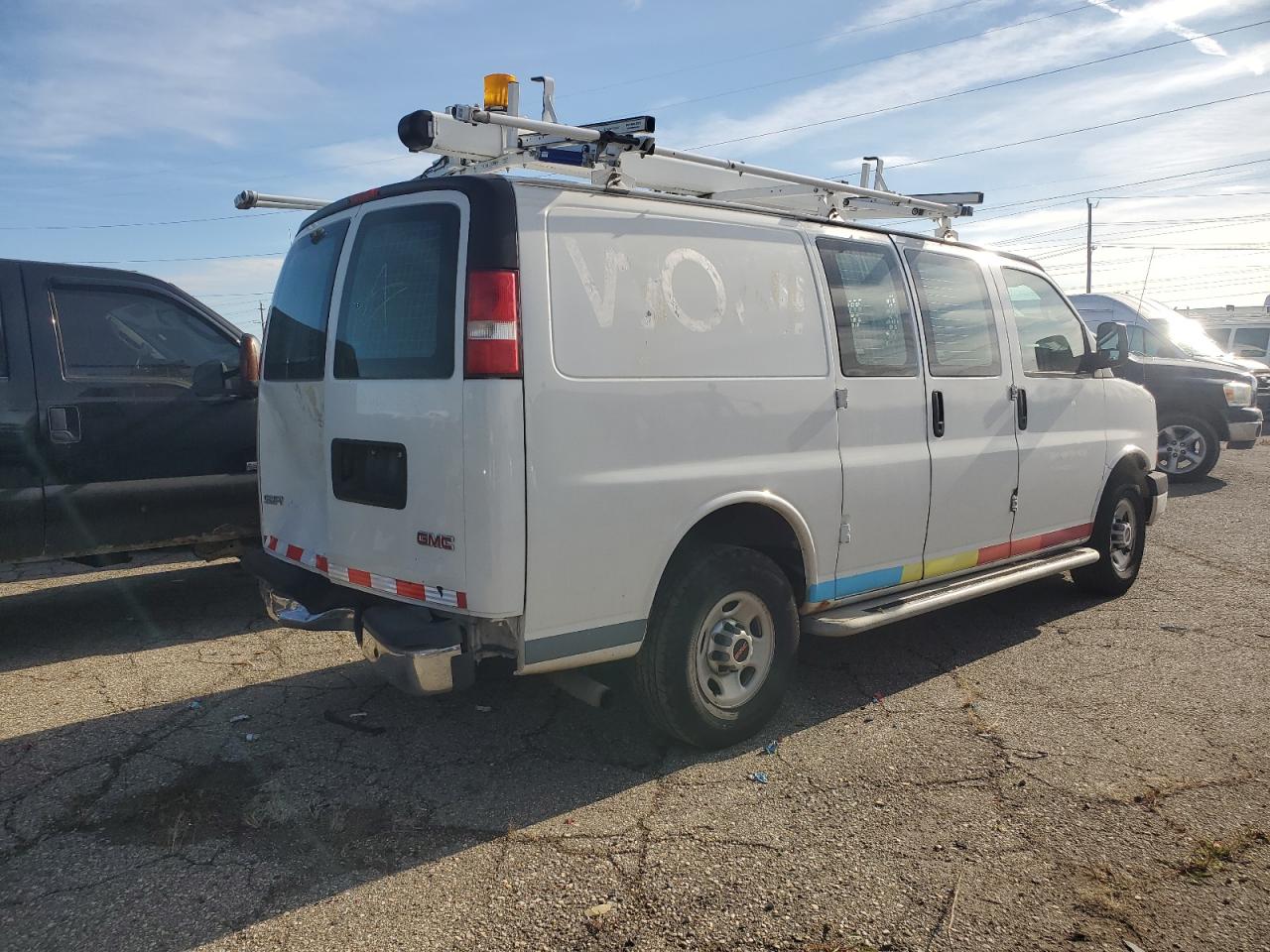 Lot #3293315460 2016 GMC SAVANA