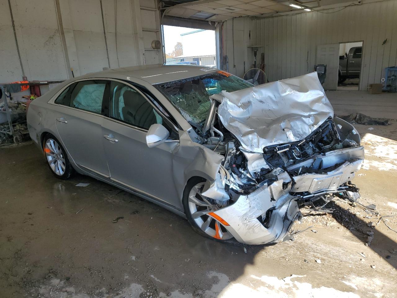 CADILLAC XTS LUXURY COLLECTION