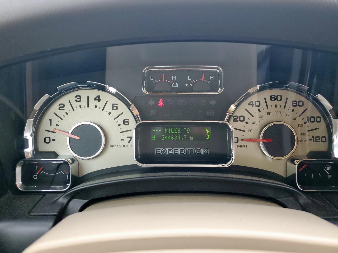 FORD EXPEDITION EL XLT