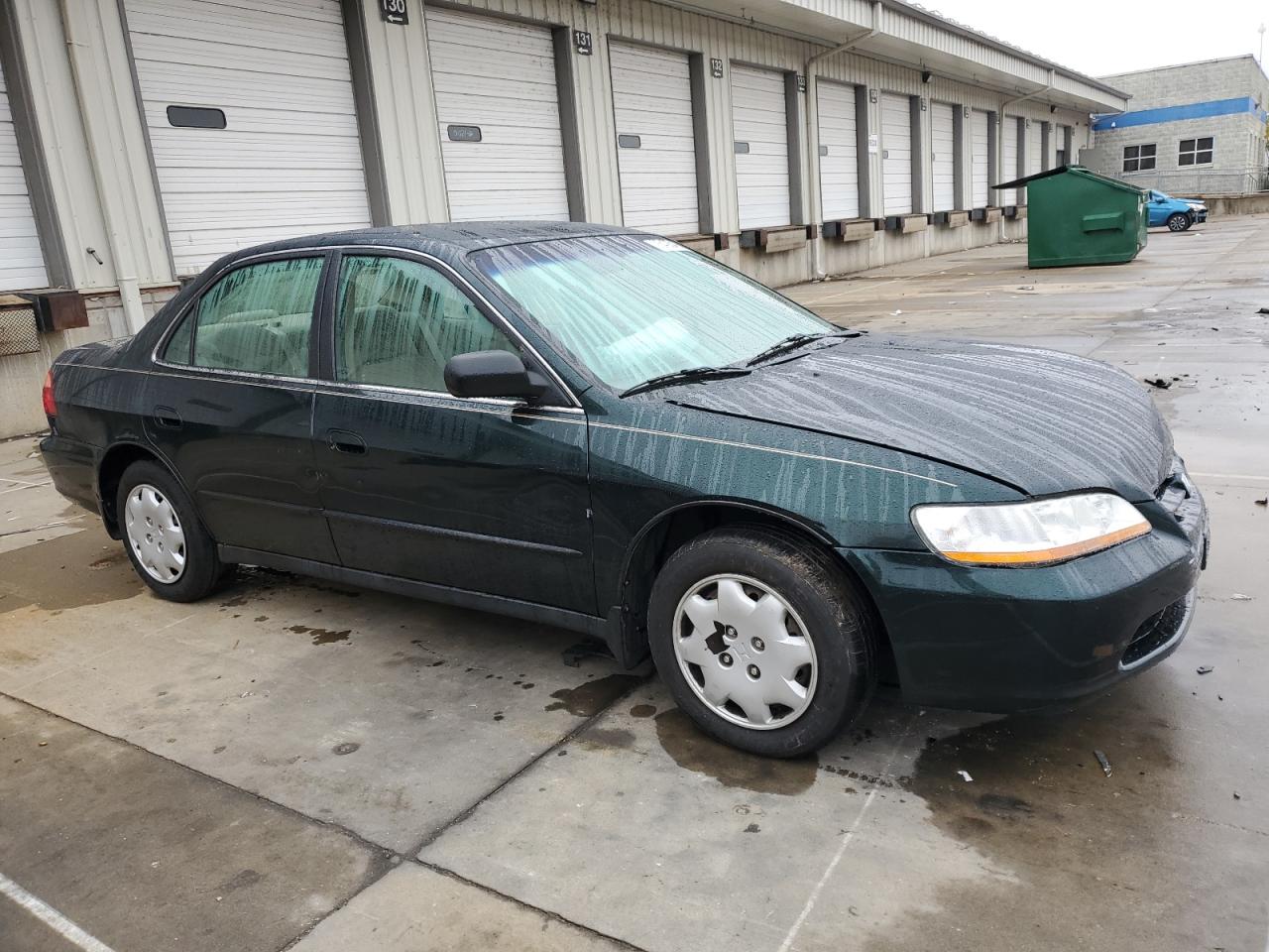 Lot #3301823335 2000 HONDA ACCORD LX