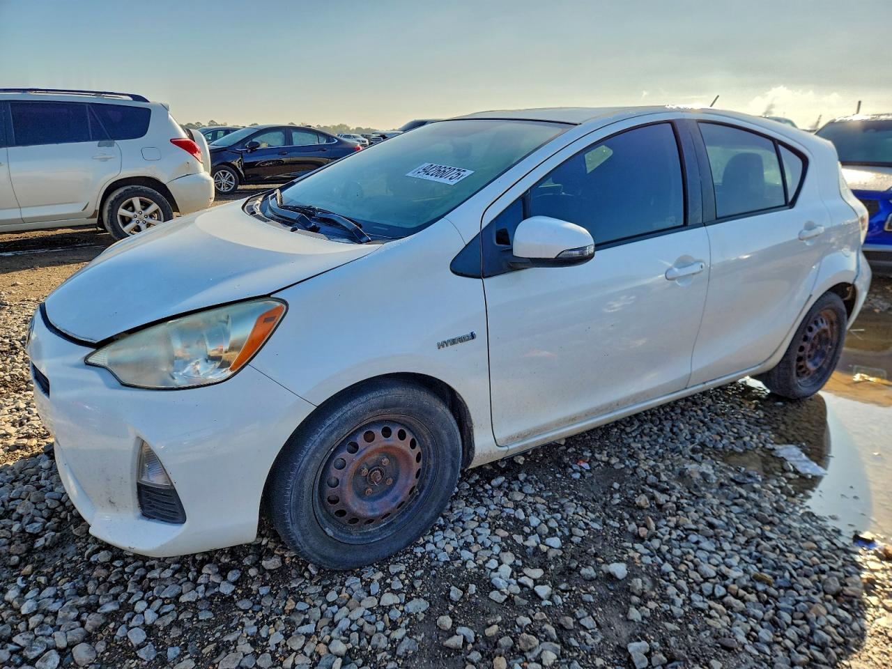 TOYOTA PRIUS C
