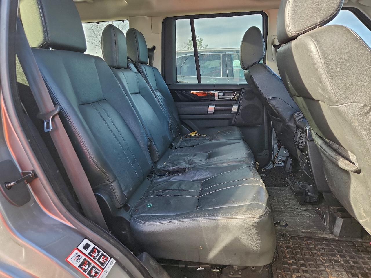 LAND ROVER LR4 HSE PLUS