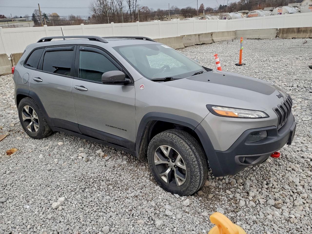 JEEP CHEROKEE TRAILHAWK