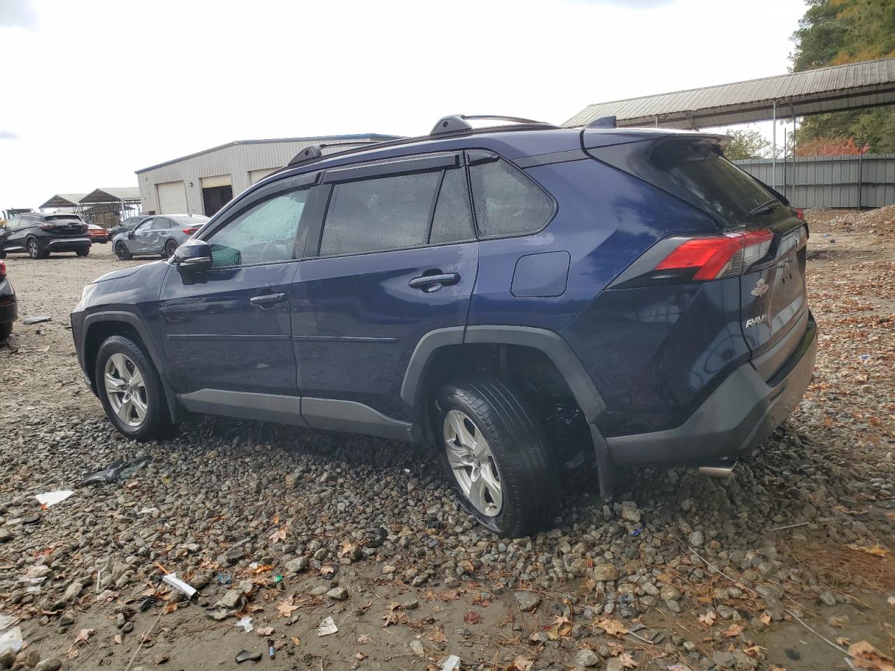 TOYOTA RAV4 XLE
