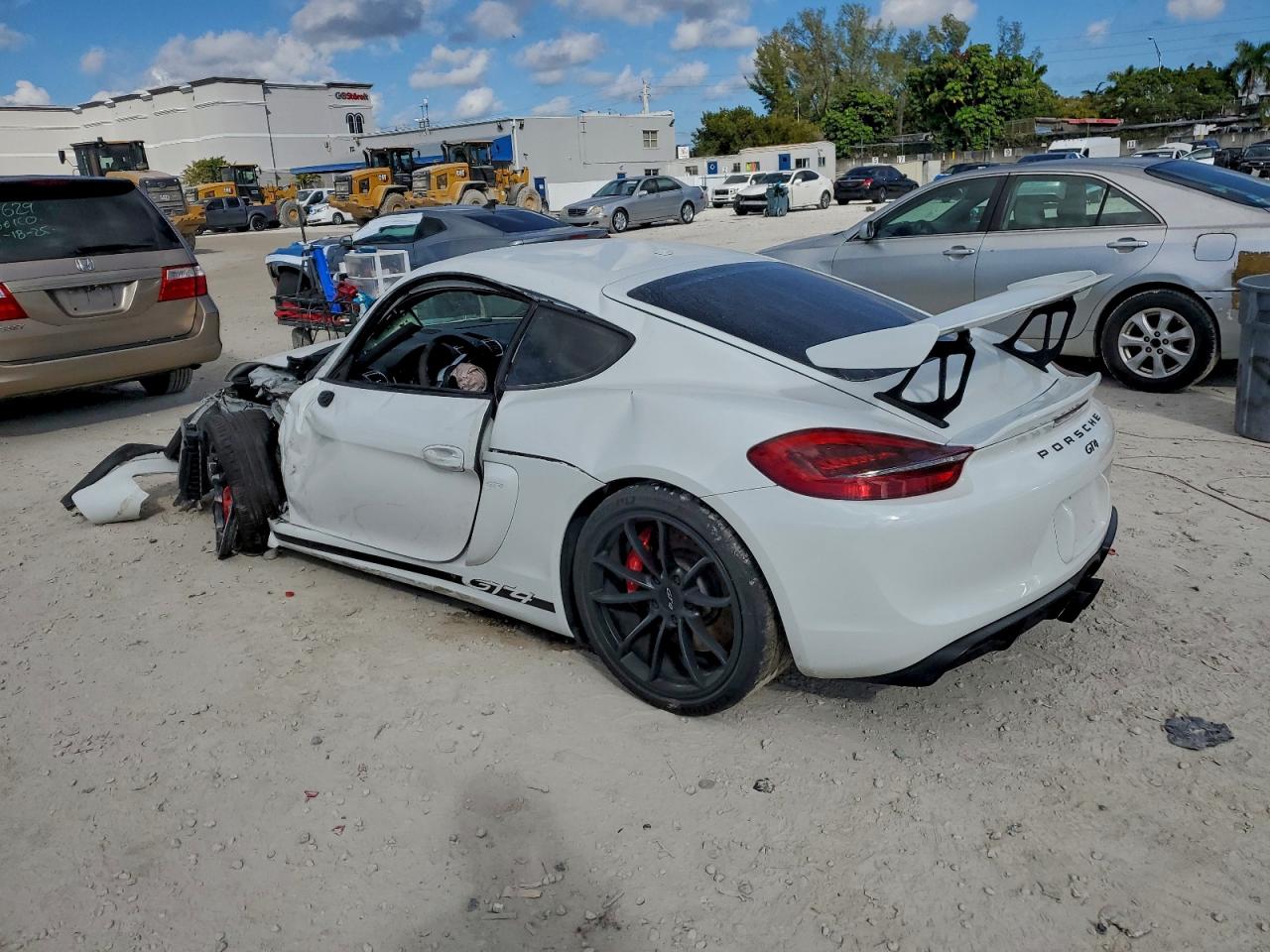 PORSCHE CAYMAN GT4