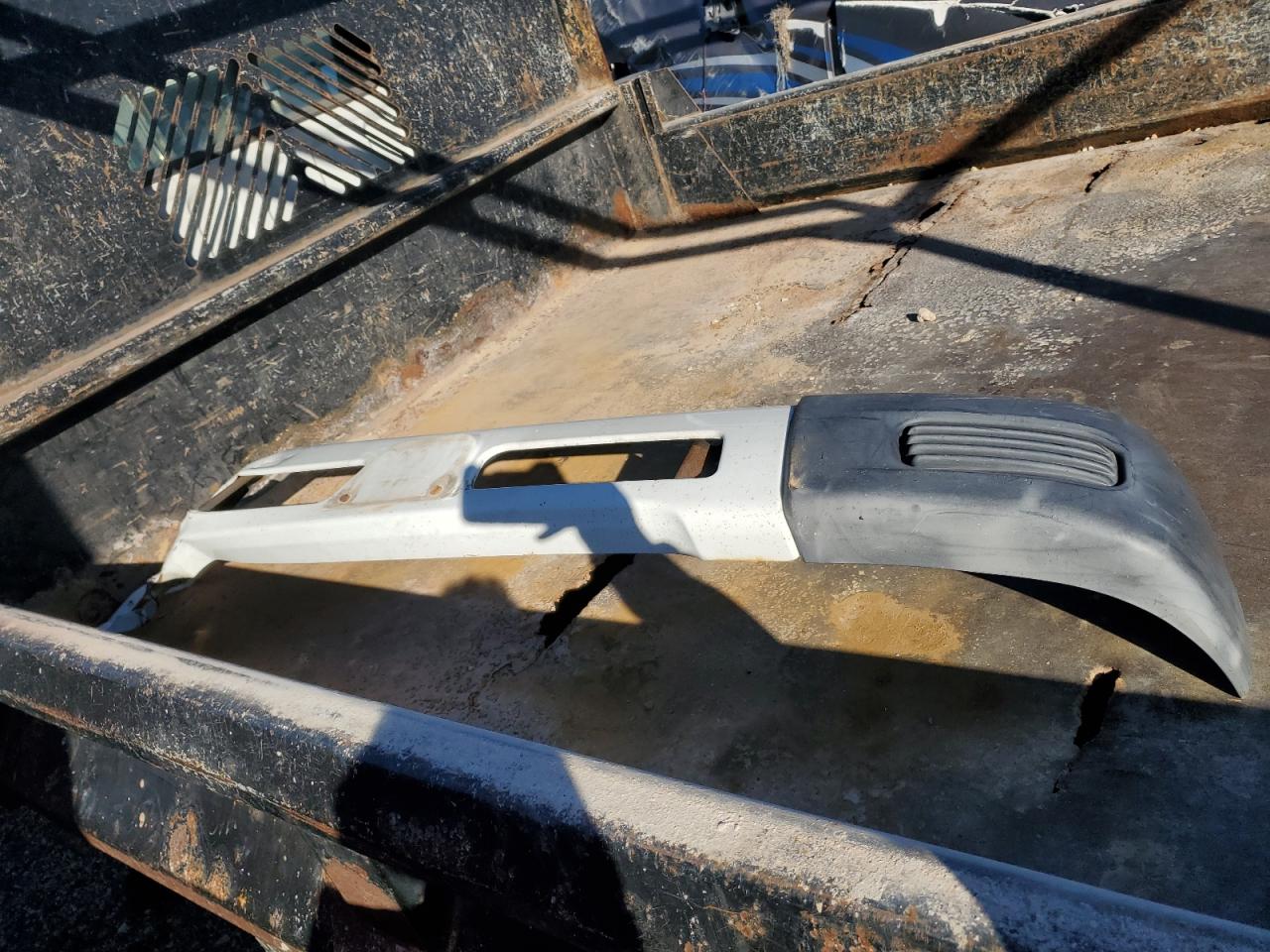 Lot #3294588049 2012 MITSUBISHI FUSO TRUCK OF FE FEC72S