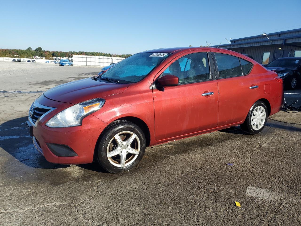 Lot #3302791902 2018 NISSAN VERSA S