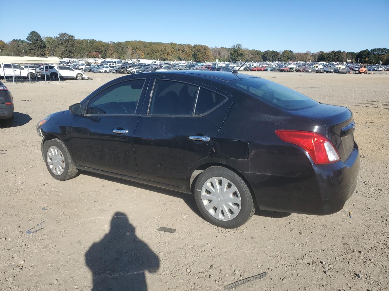 NISSAN VERSA S