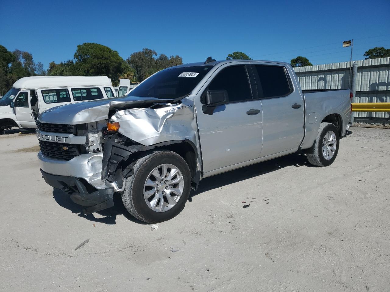 CHEVROLET SILVERADO C1500 CUSTOM