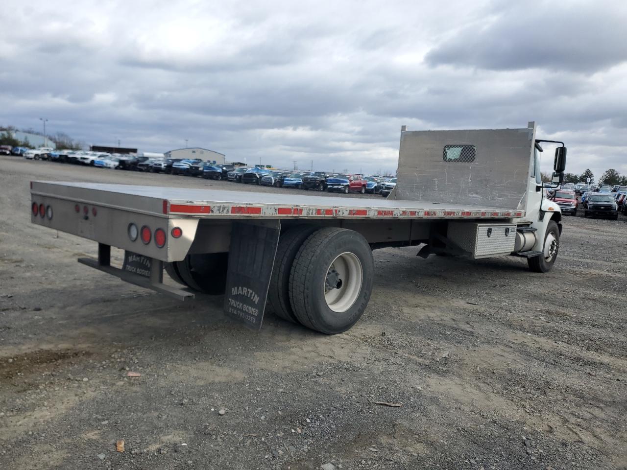 Lot #3284746520 2014 INTERNATIONAL 4000 4300