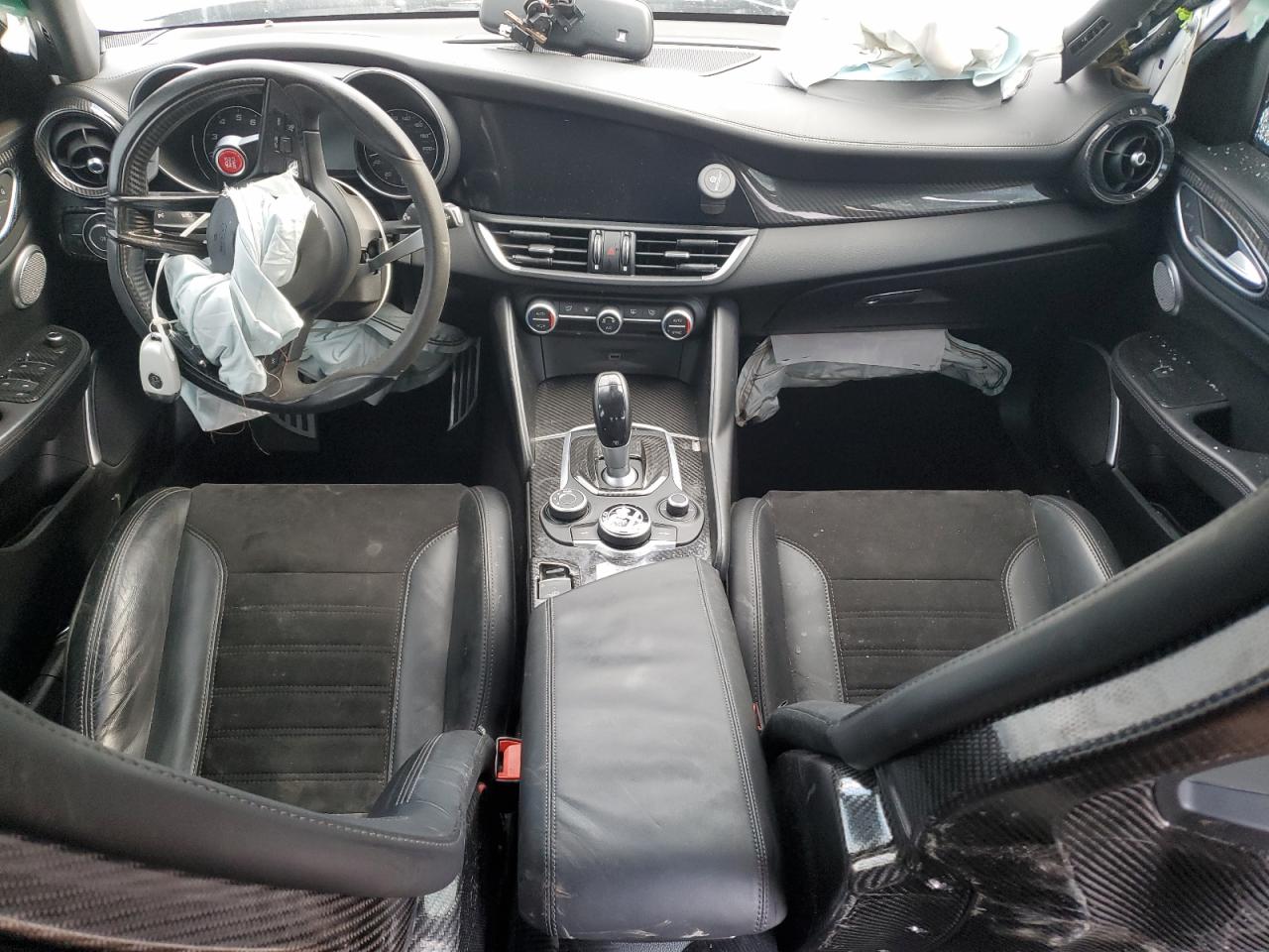 ALFA ROMEO GIULIA QUADRIFOGLIO