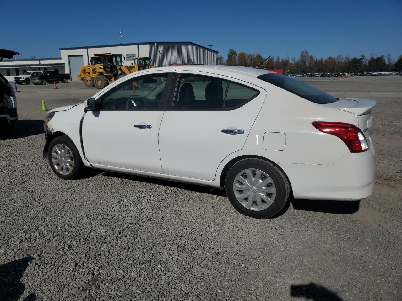 NISSAN VERSA S