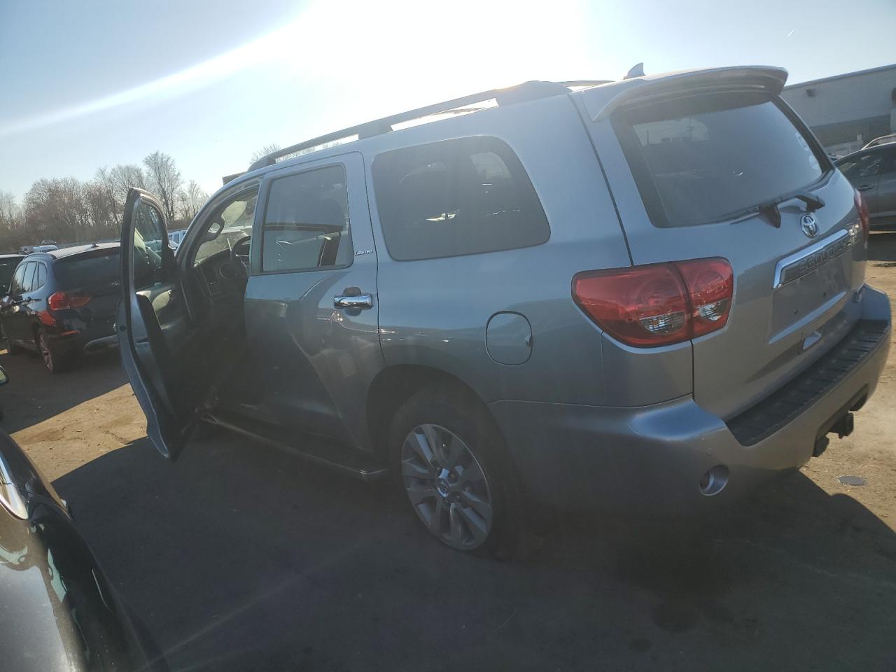 TOYOTA SEQUOIA LIMITED