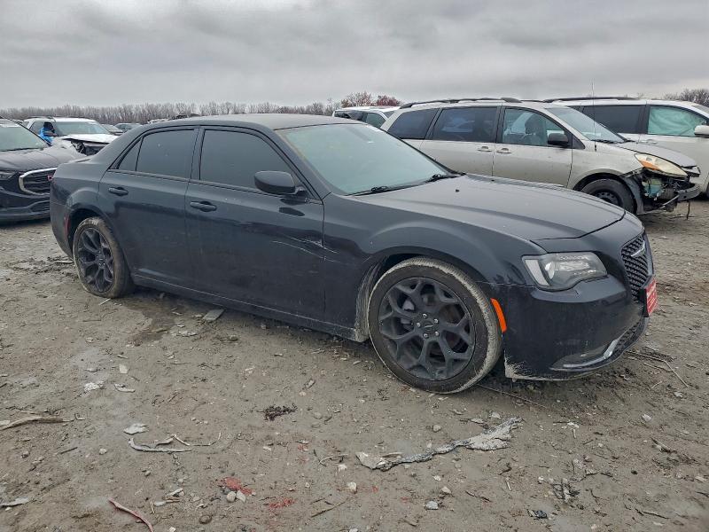 2017 CHRYSLER 300 S #3305407299