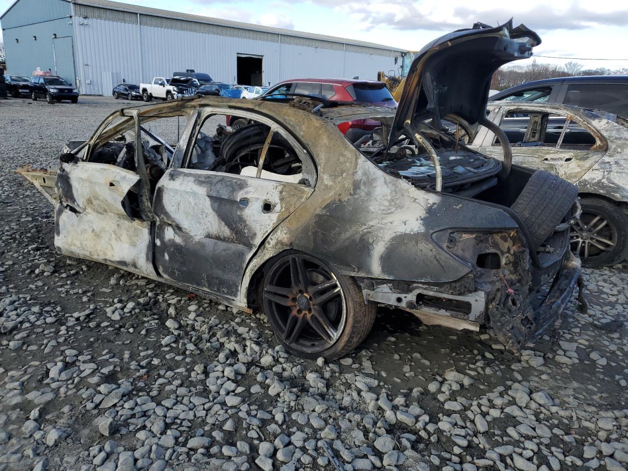 MERCEDES-BENZ E-CLASS 300 4MATIC