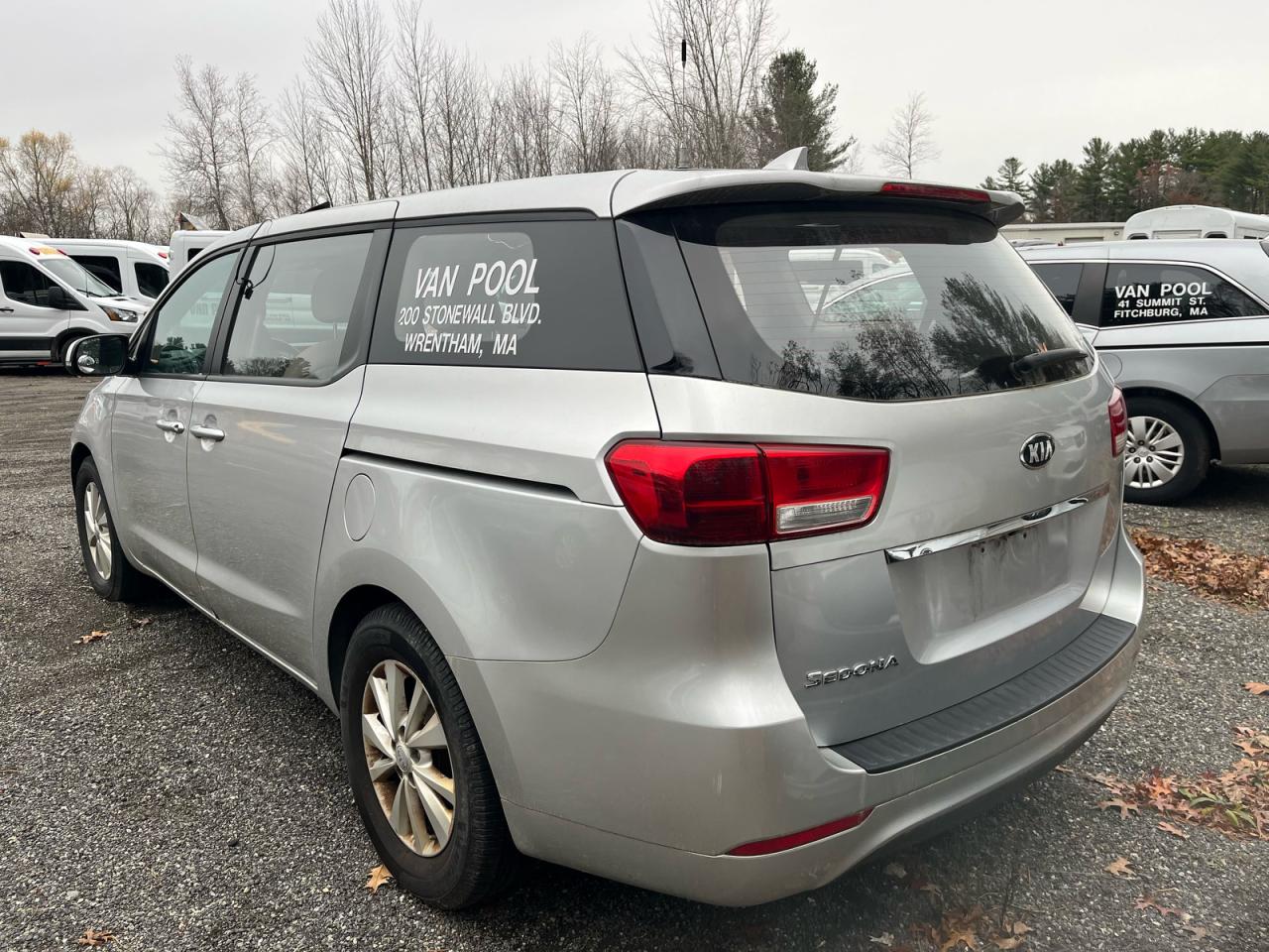 KIA SEDONA L