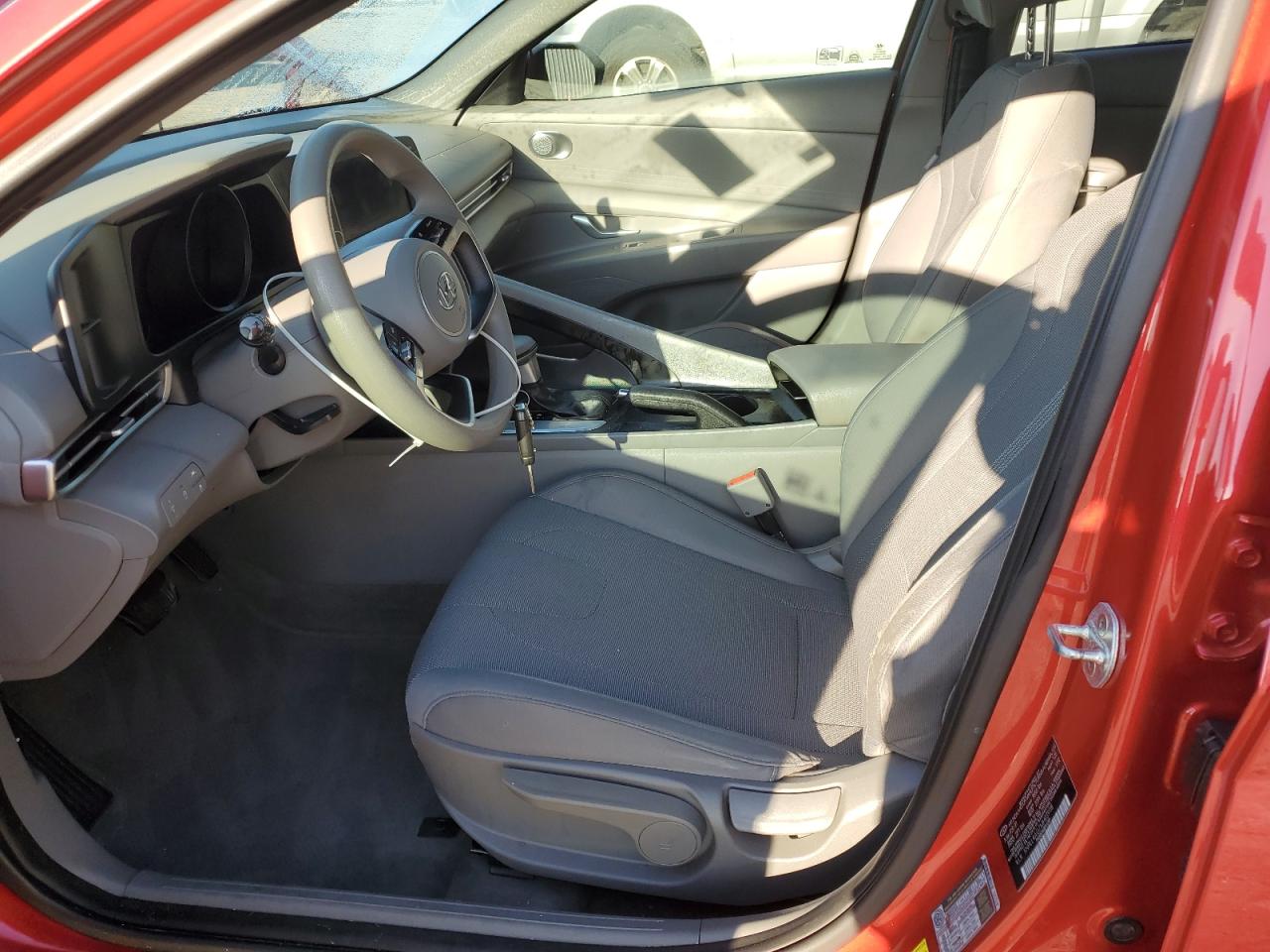 Lot #3301829347 2021 HYUNDAI ELANTRA SE